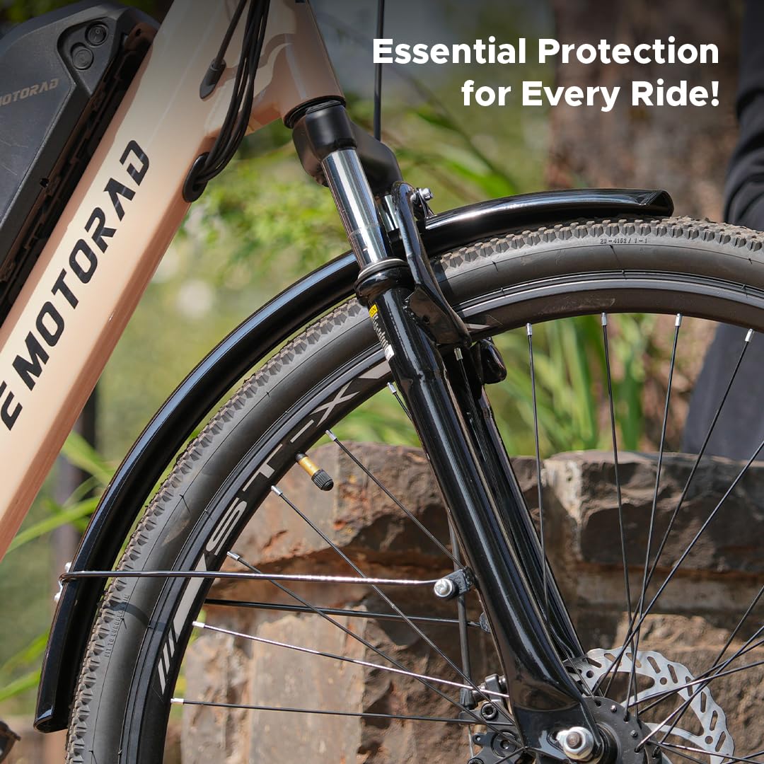 front cycle mudguard protecting tyre from mud and water splashes