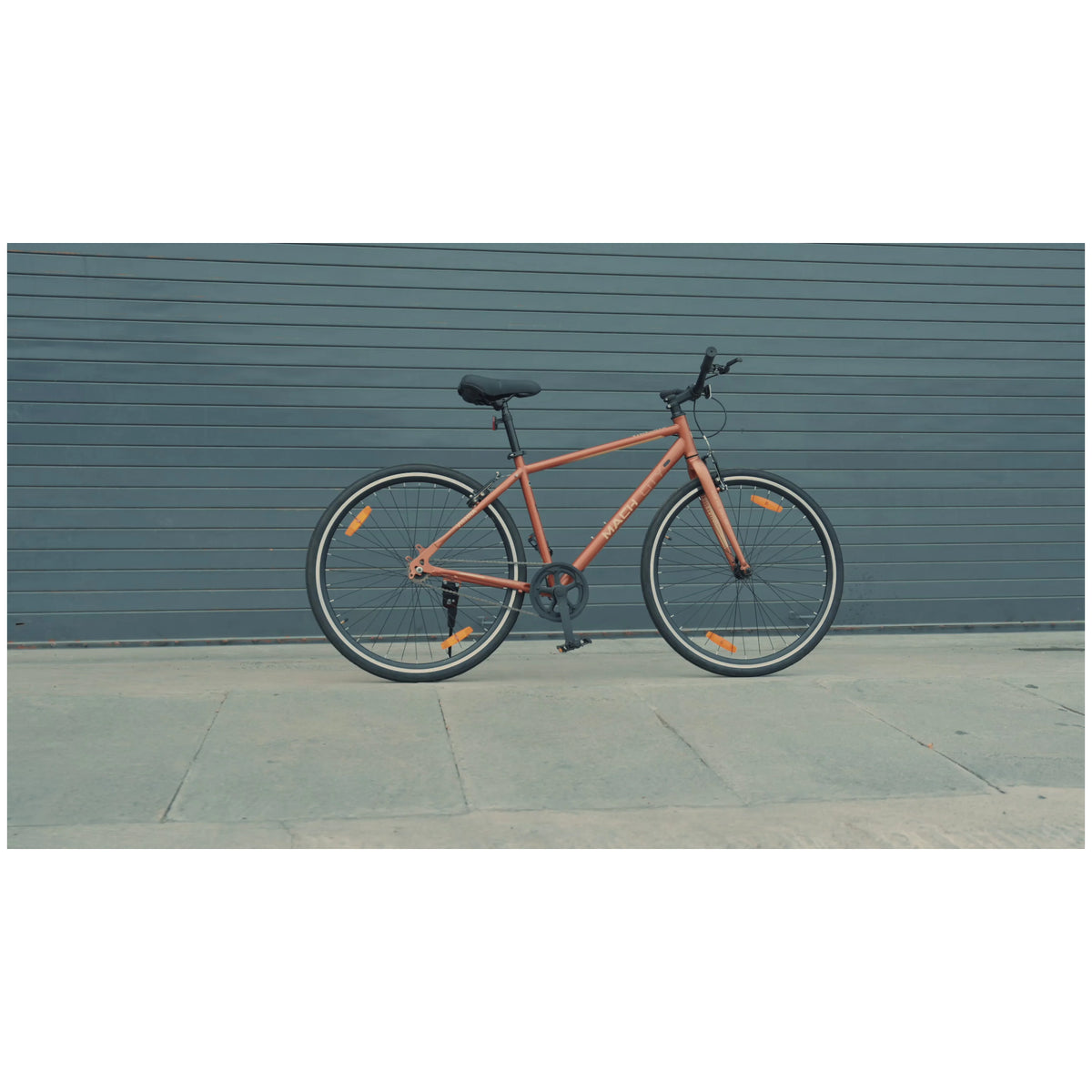 Mach City Vienna 700C Raw Copper city bicycle outdoor side view